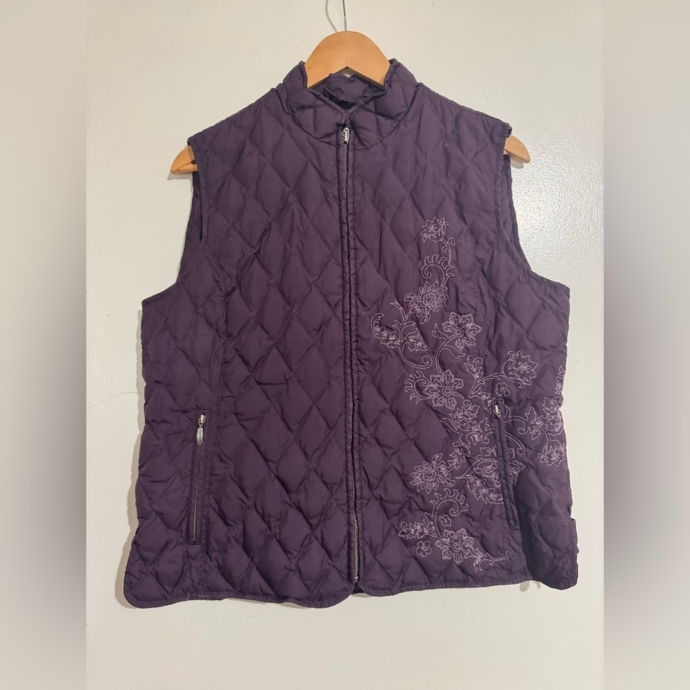 Eddie Bauer Goose Down Quilted Purple Women's Vest Large embroidered accent